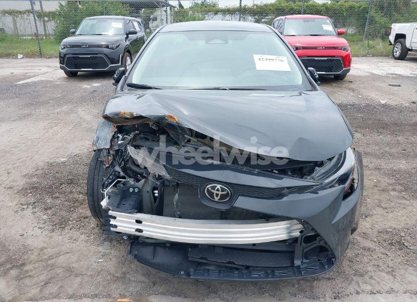 Photo 6 of 2024 Toyota Corolla LE (VIN 5YFB4MDE6RP131723)