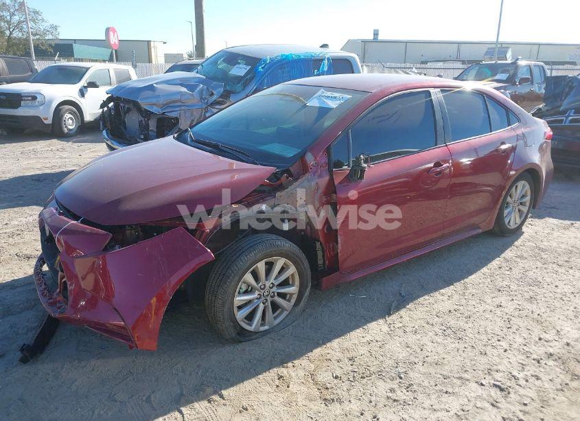 Photo 2 of 2024 Toyota Corolla LE (VIN 5YFB4MDE6RP140261)