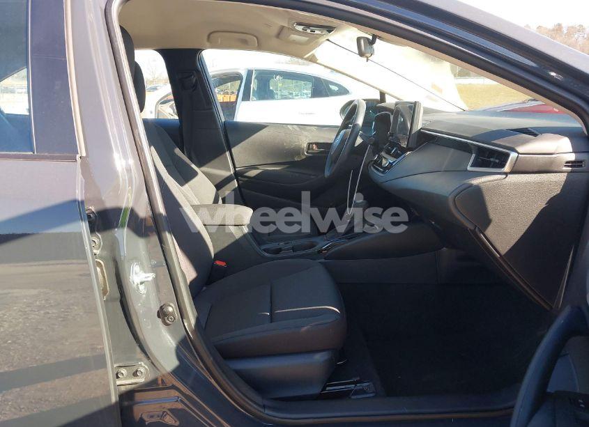 Photo 5 of 2024 Toyota Corolla LE (VIN 5YFB4MDE6RP143399)