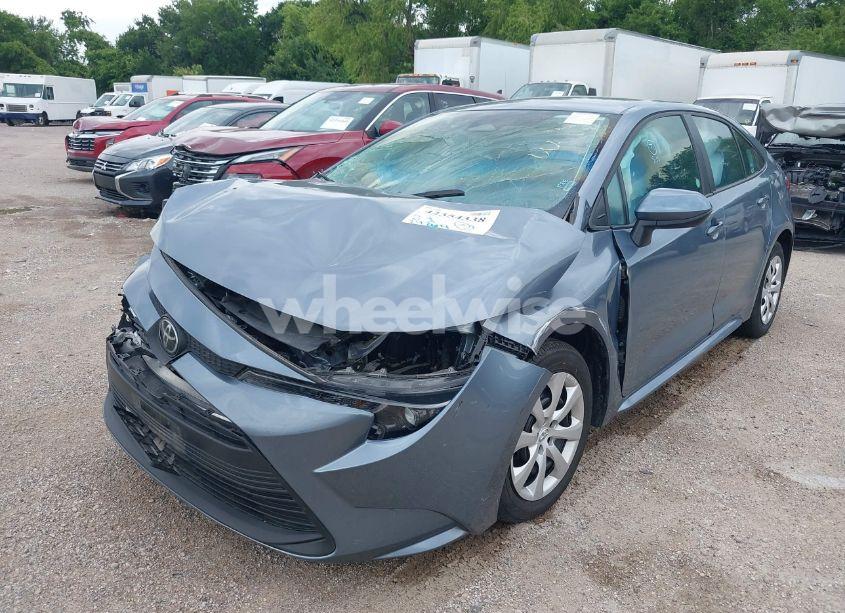 Photo 2 of 2024 Toyota Corolla LE (VIN 5YFB4MDE6RP147081)