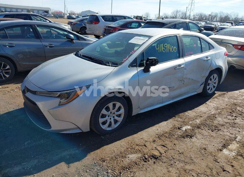 Photo 2 of 2024 Toyota Corolla LE (VIN 5YFB4MDE6RP147226)