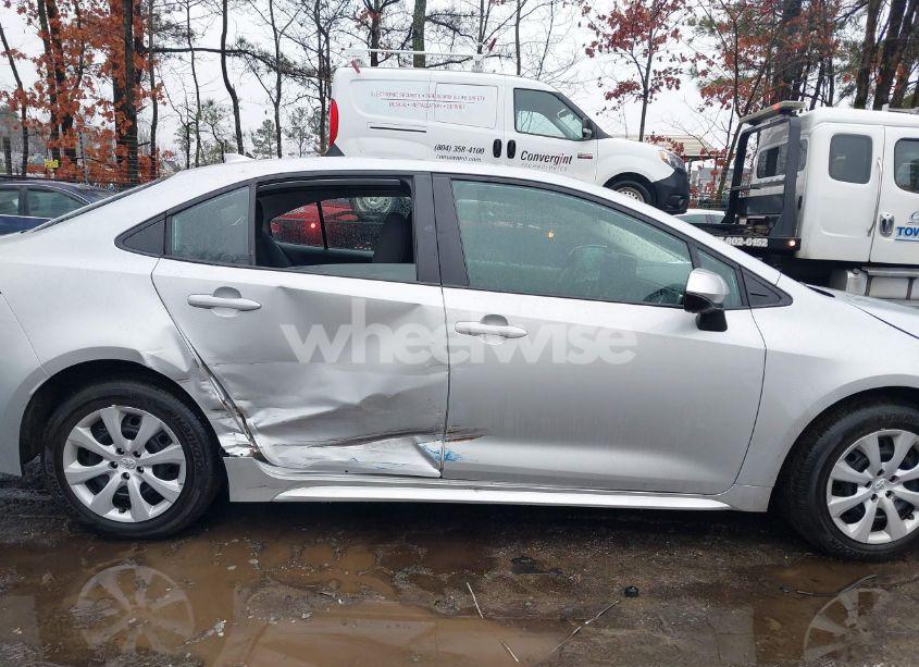 Photo 13 of 2024 Toyota Corolla LE (VIN 5YFB4MDE6RP179397)