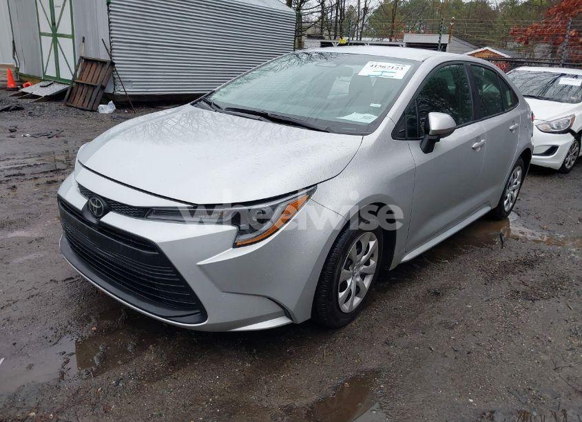 Photo 2 of 2024 Toyota Corolla LE (VIN 5YFB4MDE6RP179397)