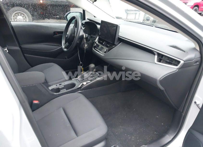 Photo 5 of 2024 Toyota Corolla LE (VIN 5YFB4MDE6RP179397)