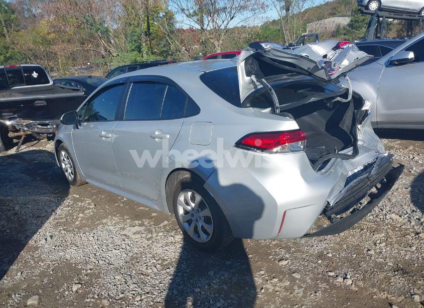 Photo 3 of 2024 Toyota Corolla LE (VIN 5YFB4MDE6RP199083)