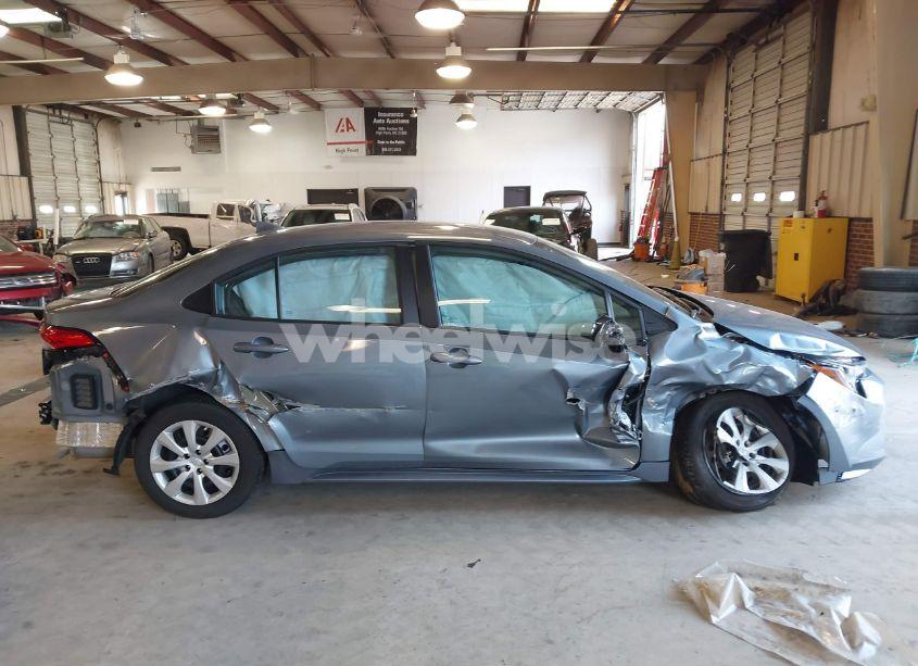 Photo 14 of 2024 Toyota Corolla LE (VIN 5YFB4MDE6RP216481)
