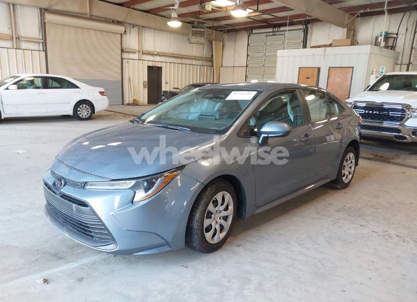 Photo 2 of 2024 Toyota Corolla LE (VIN 5YFB4MDE6RP216481)
