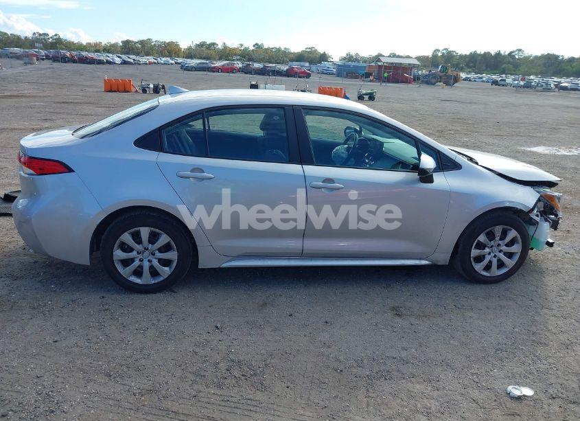 Photo 13 of 2024 Toyota Corolla LE (VIN 5YFB4MDE6RP227156)