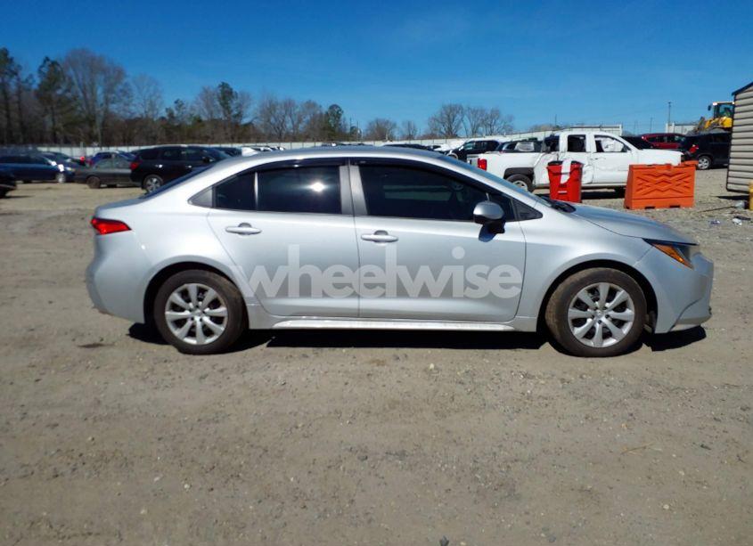 Photo 13 of 2024 Toyota Corolla LE (VIN 5YFB4MDE6RP228565)