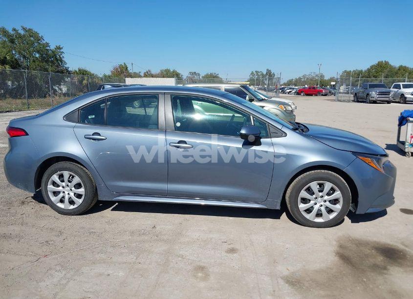 Photo 13 of 2025 Toyota Corolla LE (VIN 5YFB4MDE6SP229558)