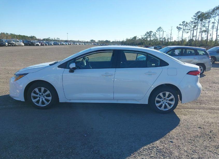 Photo 14 of 2025 Toyota Corolla LE (VIN 5YFB4MDE6SP233528)