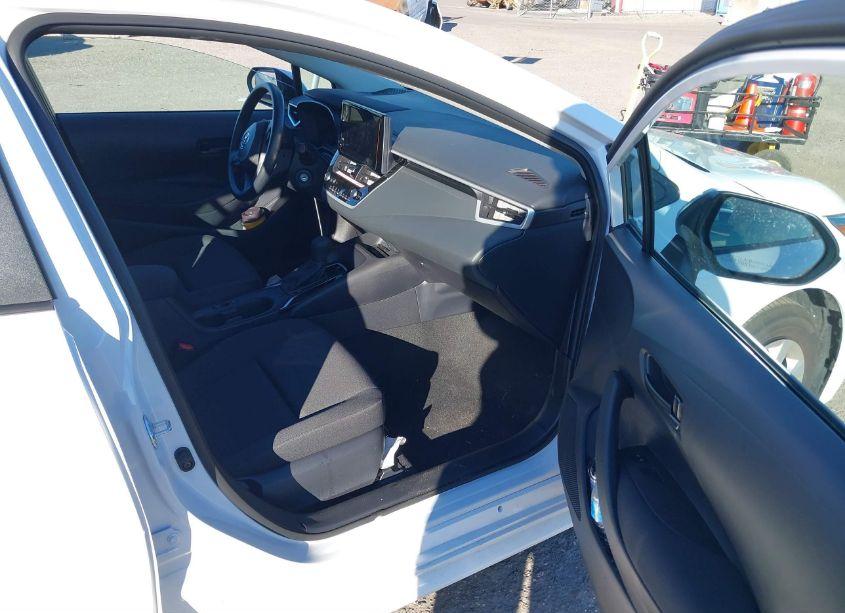 Photo 5 of 2025 Toyota Corolla LE (VIN 5YFB4MDE6SP233528)