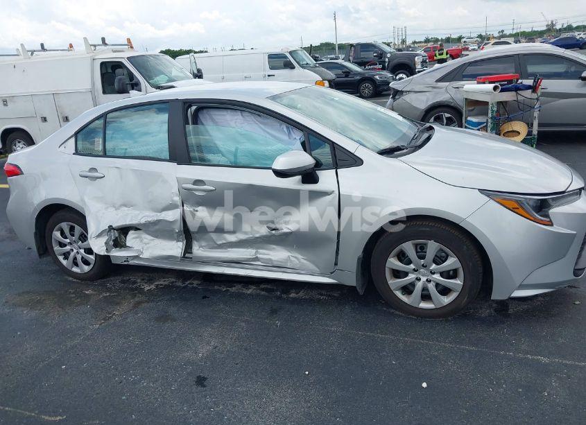 Photo 13 of 2025 Toyota Corolla LE (VIN 5YFB4MDE6SP245694)