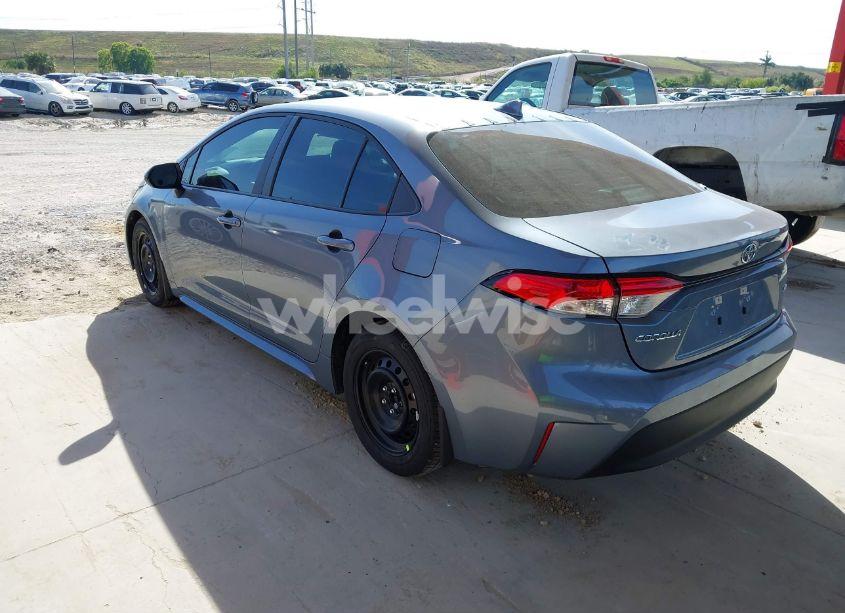 Photo 3 of 2025 Toyota Corolla LE (VIN 5YFB4MDE6SP253441)