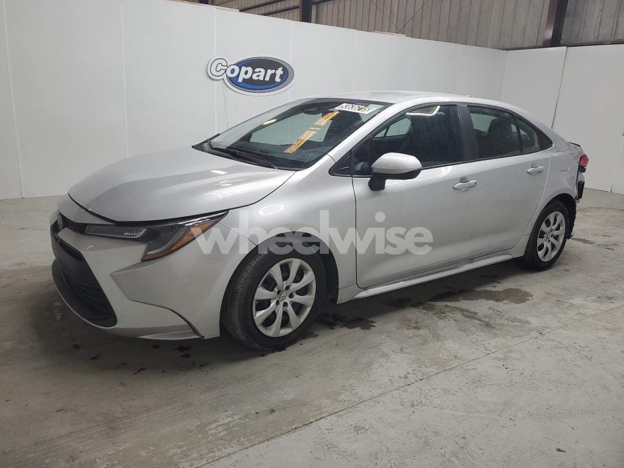 2025 TOYOTA COROLLA LE (VIN 5YFB4MDE6SP258316) main photo