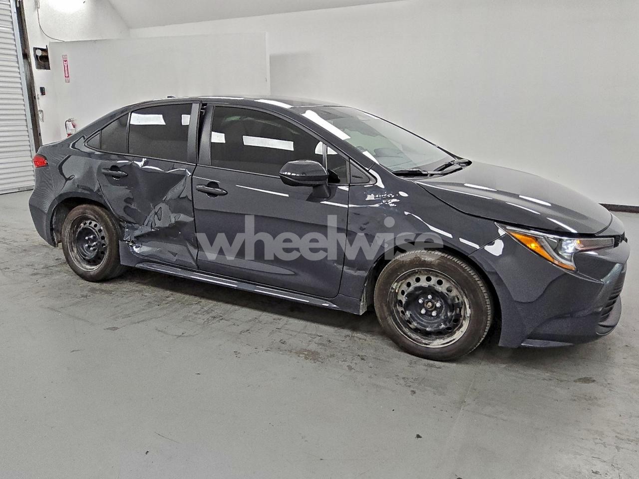 Photo 4 of 2025 TOYOTA COROLLA LE (VIN 5YFB4MDE6SP269218)