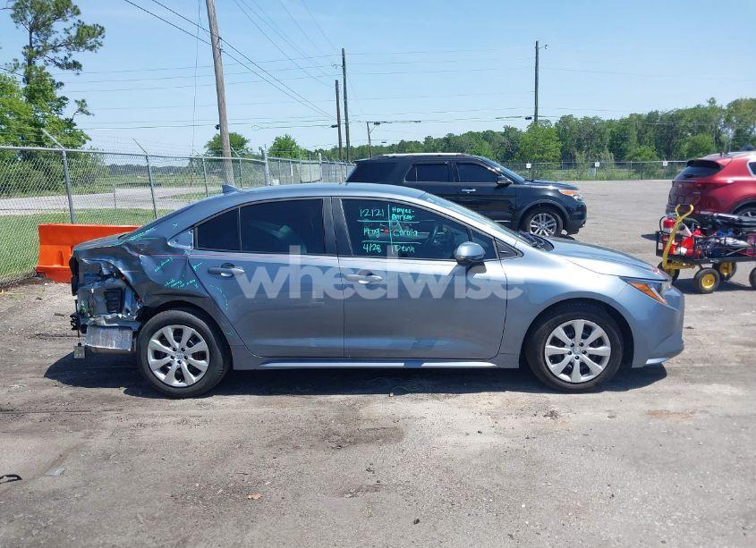 Photo 13 of 2025 Toyota Corolla LE (VIN 5YFB4MDE6SP272295)