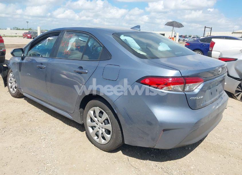 Photo 3 of 2025 Toyota Corolla LE (VIN 5YFB4MDE6SP298962)