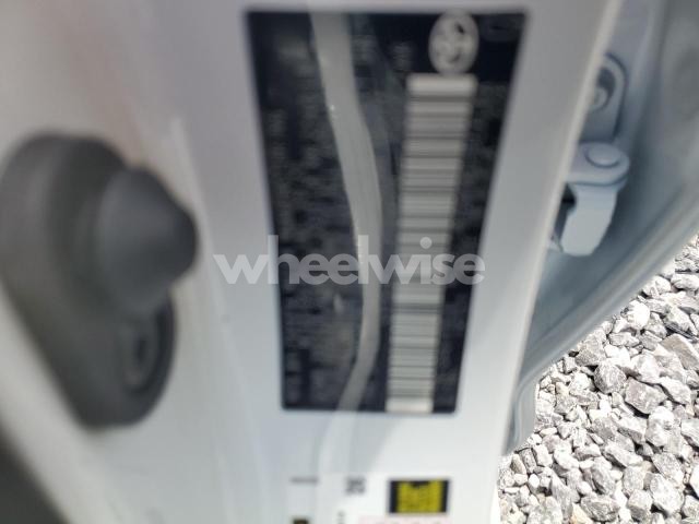 Photo 4 of 2025 TOYOTA COROLLA LE (VIN 5YFB4MDE6SP309409)