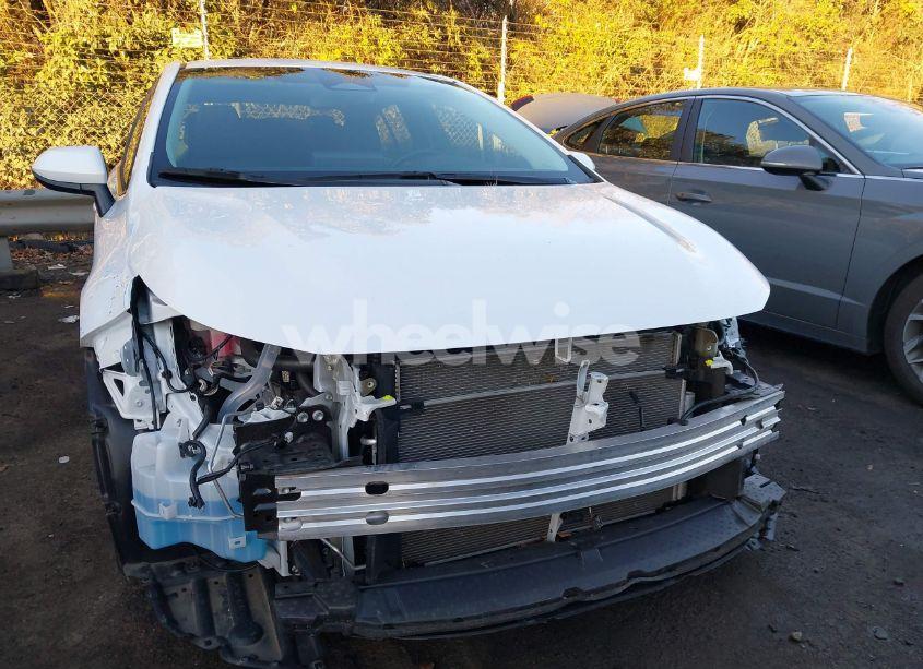 Photo 6 of 2023 Toyota Corolla LE (VIN 5YFB4MDE7PP039887)