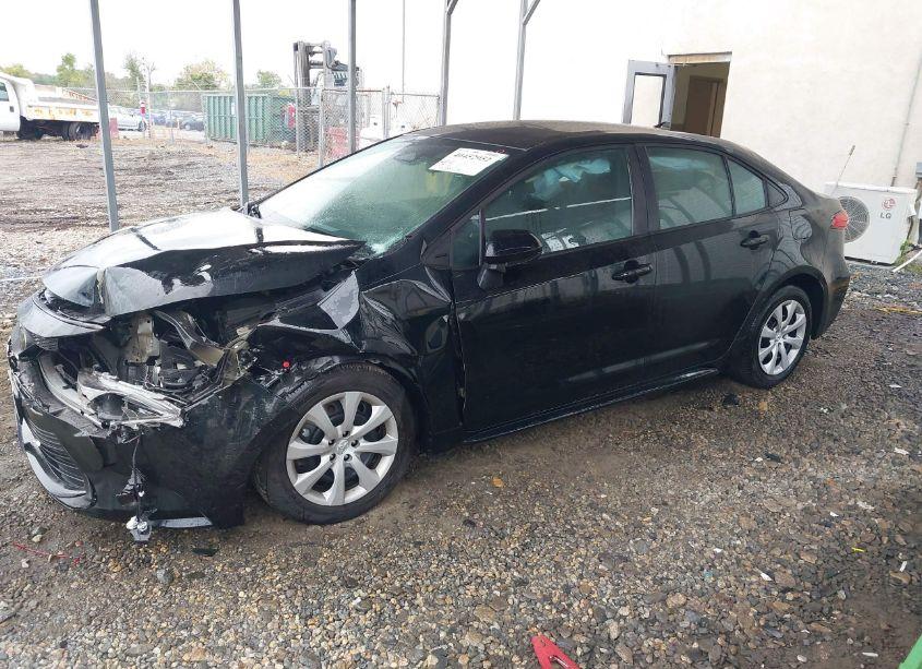 Photo 2 of 2023 Toyota Corolla LE (VIN 5YFB4MDE7PP062280)