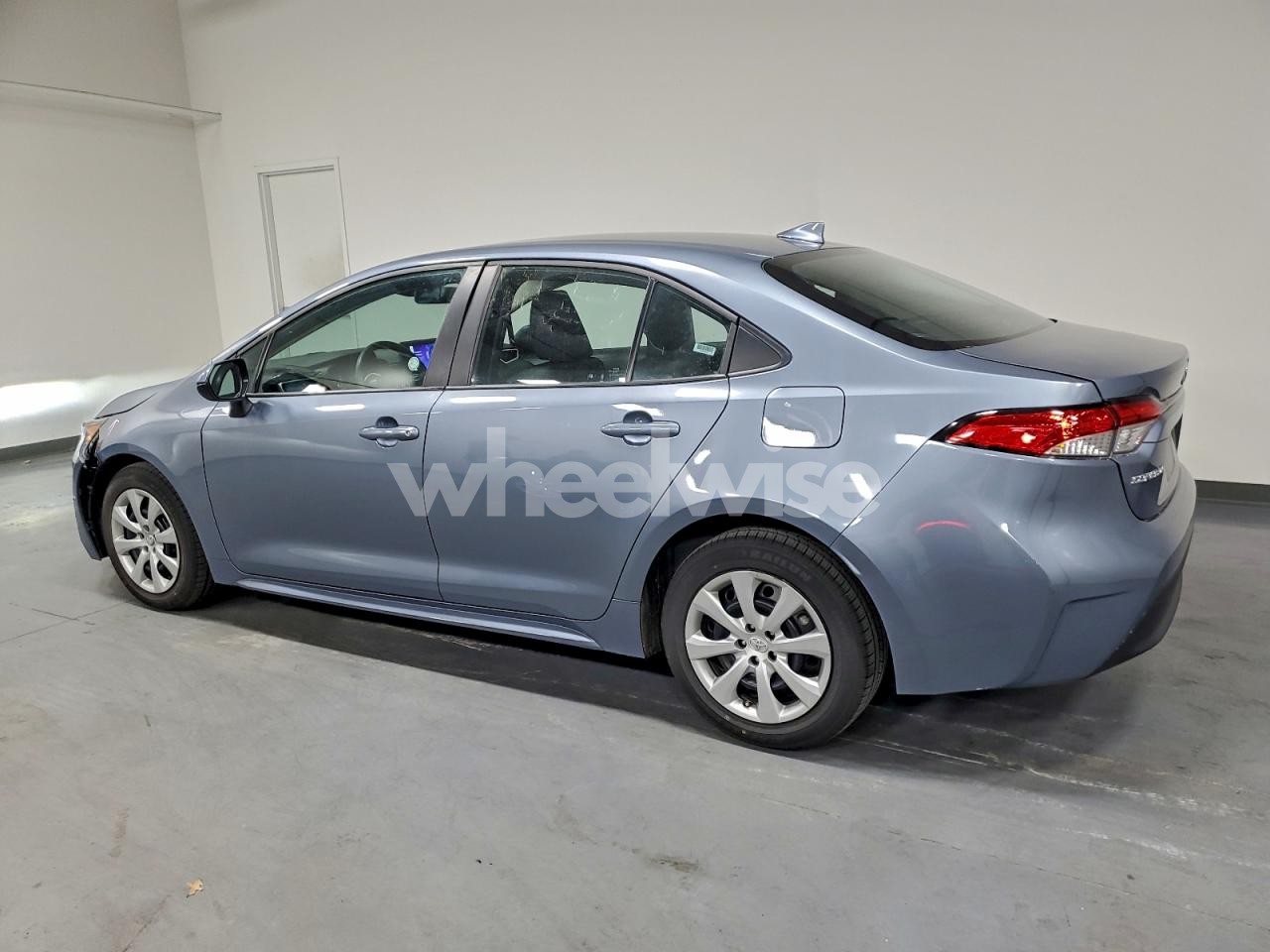 Photo 2 of 2023 TOYOTA COROLLA LE (VIN 5YFB4MDE7PP062991)