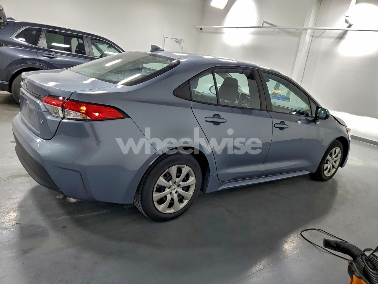 Photo 3 of 2023 TOYOTA COROLLA LE (VIN 5YFB4MDE7PP062991)