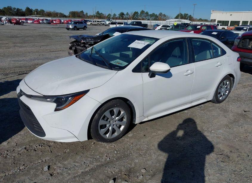 Photo 2 of 2023 Toyota Corolla LE (VIN 5YFB4MDE7PP063378)