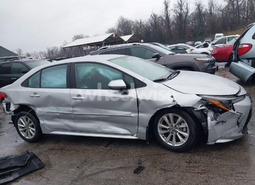 Photo 14 of 2024 Toyota Corolla LE (VIN 5YFB4MDE7RP079986)