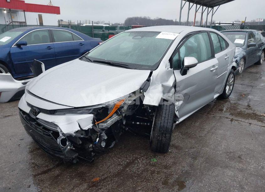 Photo 2 of 2024 Toyota Corolla LE (VIN 5YFB4MDE7RP079986)