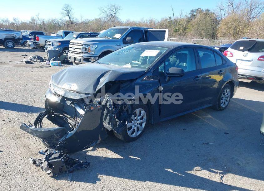 Photo 2 of 2024 Toyota Corolla LE (VIN 5YFB4MDE7RP081544)