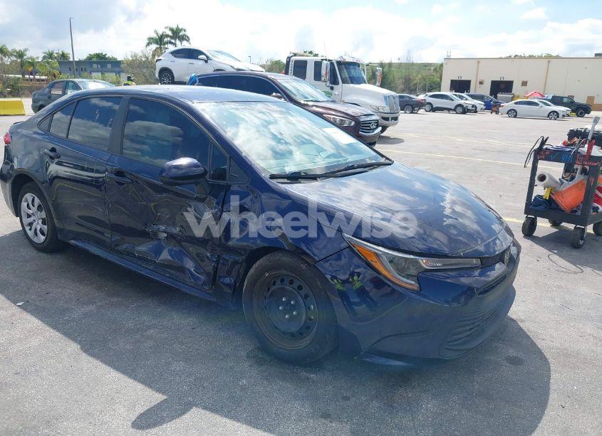 2024 Toyota Corolla LE (VIN 5YFB4MDE7RP094598) main photo