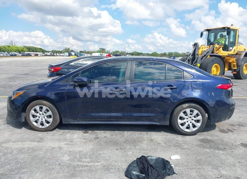 Photo 14 of 2024 Toyota Corolla LE (VIN 5YFB4MDE7RP094598)