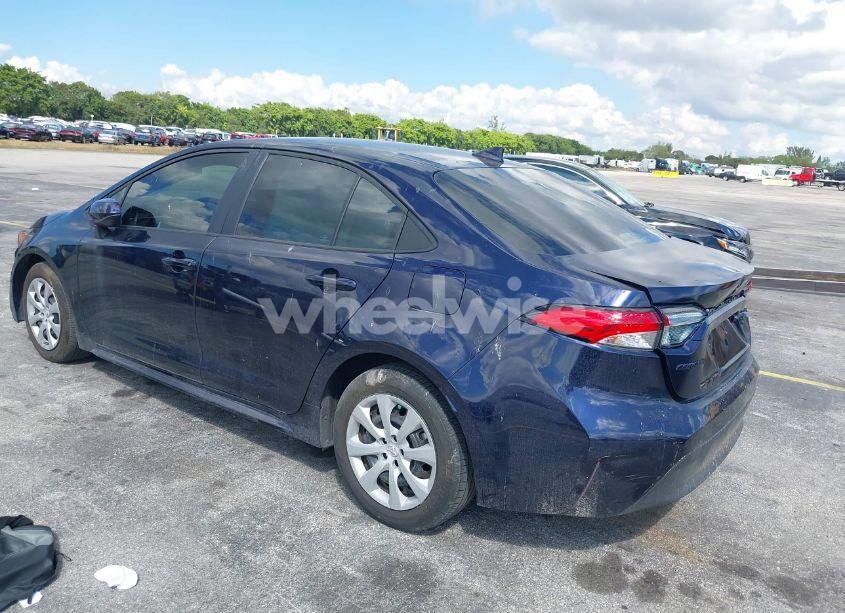 Photo 3 of 2024 Toyota Corolla LE (VIN 5YFB4MDE7RP094598)