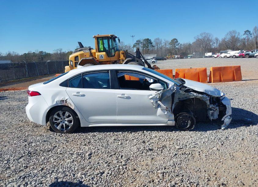 Photo 13 of 2024 Toyota Corolla LE (VIN 5YFB4MDE7RP099140)