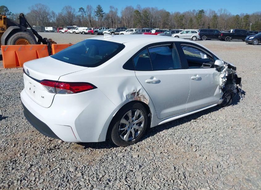 Photo 4 of 2024 Toyota Corolla LE (VIN 5YFB4MDE7RP099140)