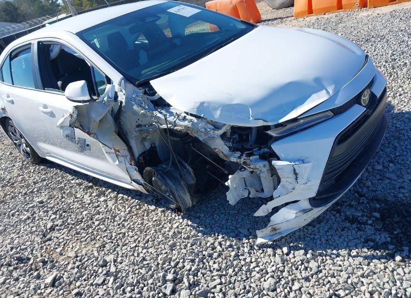 Photo 6 of 2024 Toyota Corolla LE (VIN 5YFB4MDE7RP099140)