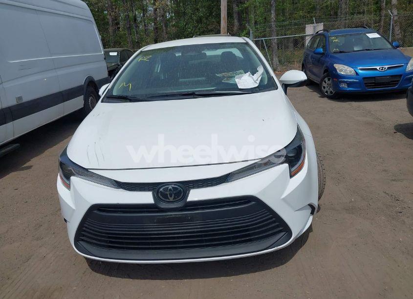 Photo 12 of 2024 Toyota Corolla LE (VIN 5YFB4MDE7RP111836)