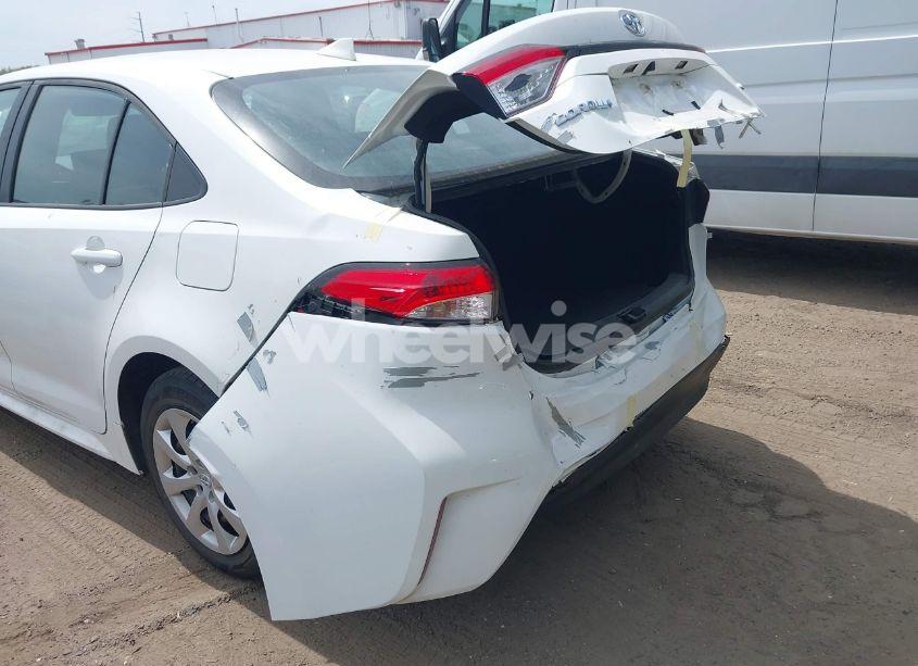 Photo 6 of 2024 Toyota Corolla LE (VIN 5YFB4MDE7RP111836)