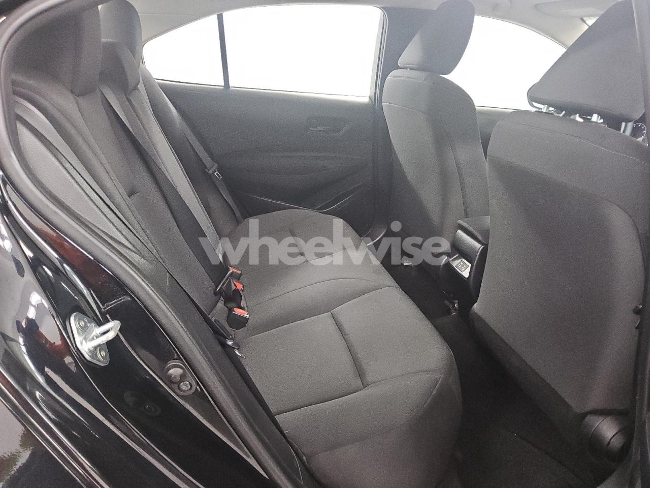 Photo 10 of 2024 TOYOTA COROLLA LE (VIN 5YFB4MDE7RP123209)