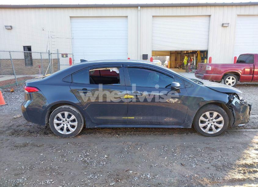Photo 13 of 2024 Toyota Corolla LE (VIN 5YFB4MDE7RP128152)