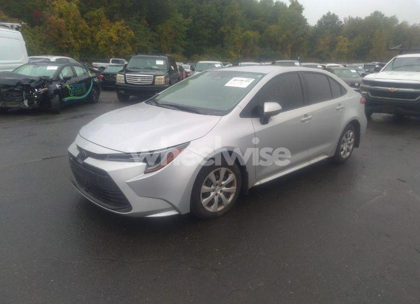Photo 2 of 2024 Toyota Corolla LE (VIN 5YFB4MDE7RP131522)