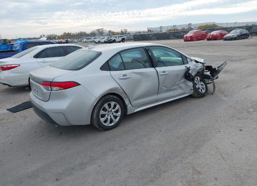 Photo 4 of 2024 Toyota Corolla LE (VIN 5YFB4MDE7RP148210)