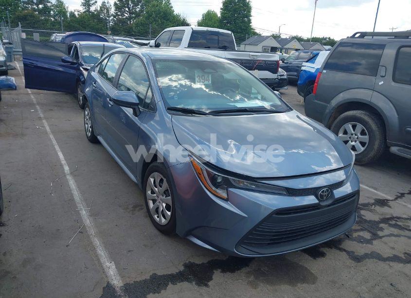 2024 Toyota Corolla LE (VIN 5YFB4MDE7RP166576) main photo