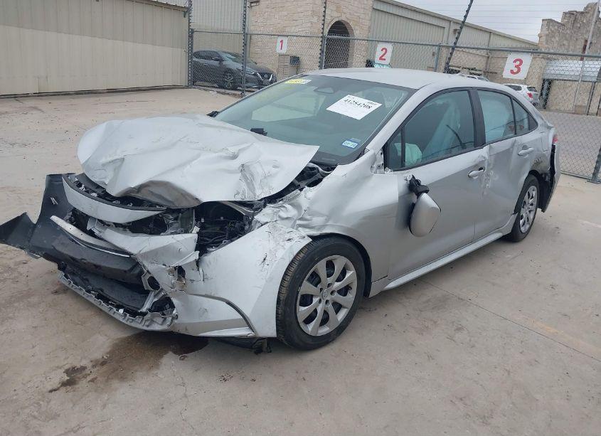 Photo 2 of 2024 Toyota Corolla LE (VIN 5YFB4MDE7RP167548)