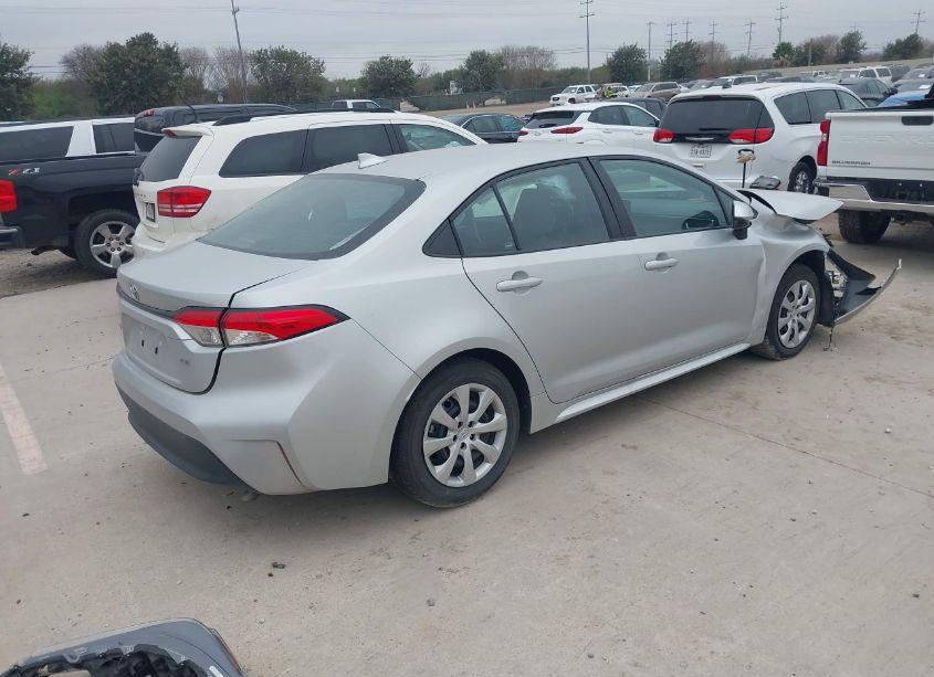 Photo 4 of 2024 Toyota Corolla LE (VIN 5YFB4MDE7RP167548)