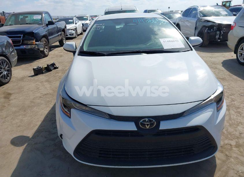 Photo 6 of 2024 Toyota Corolla LE (VIN 5YFB4MDE7RP182244)