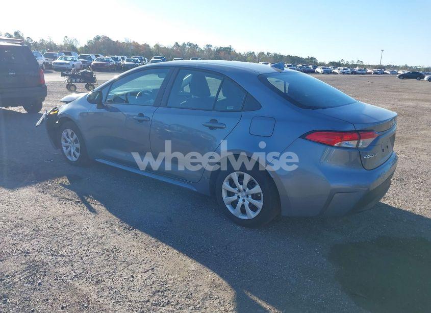Photo 3 of 2024 Toyota Corolla LE (VIN 5YFB4MDE7RP187556)