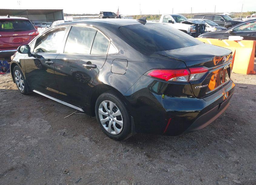 Photo 3 of 2024 Toyota Corolla LE (VIN 5YFB4MDE7RP187959)