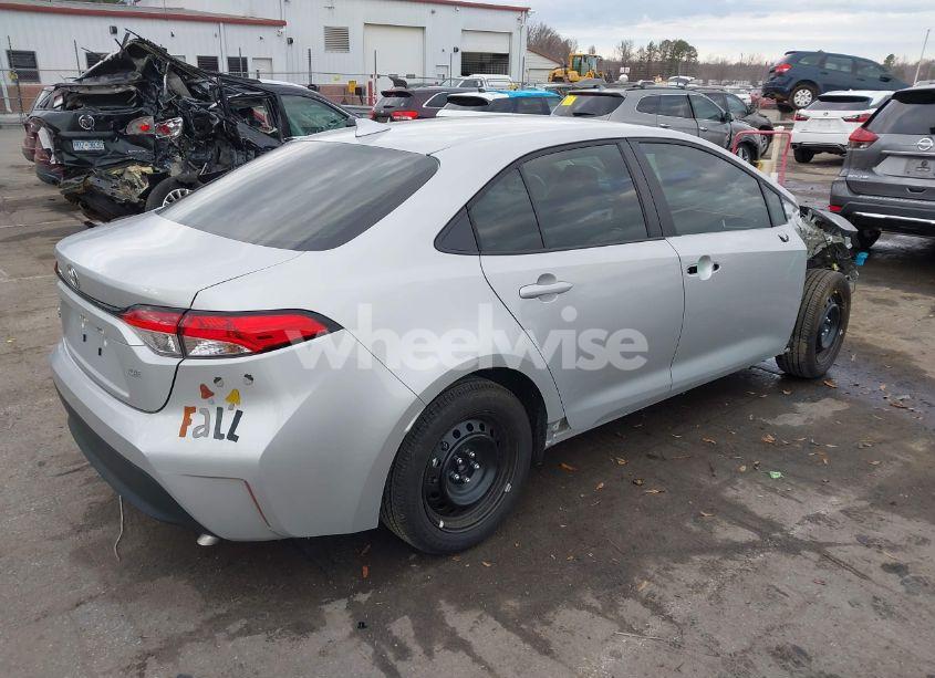 Photo 4 of 2024 Toyota Corolla LE (VIN 5YFB4MDE7RP195981)